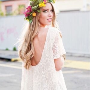 Show Me Your Mumu backless lace blouse